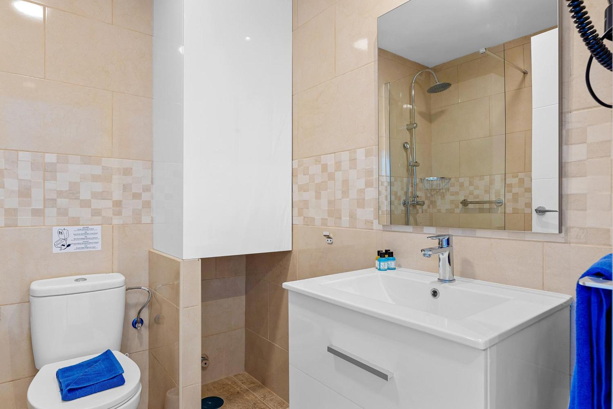 Ocean Vistas 24 Hotel ปูแอร์โตเดลาครูซ ภายนอก รูปภาพ